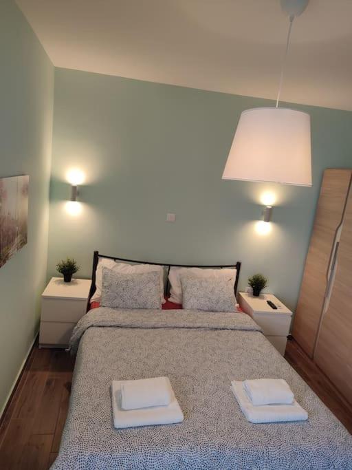 Apartment Penthouse In The Centre Of Ilion
